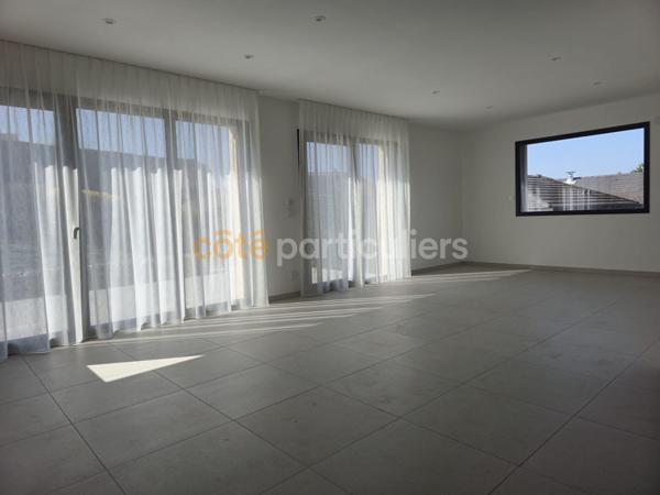 Location Villa143 m² - 5 Pièces - ST CERGUES (74140)