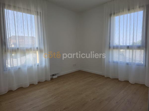 Location Villa143 m² - 5 Pièces - ST CERGUES (74140)