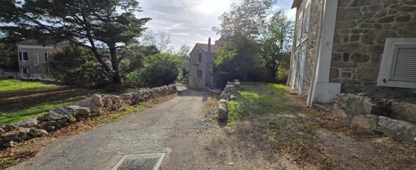 MAISON DE VILLAGE "AUTHENTIQUE"