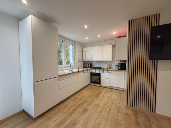 Maison 5 pièce(s) 3 chambre(s) 100 m²