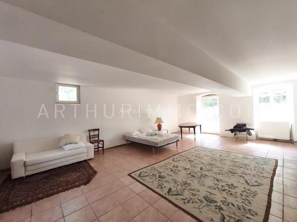 Vente Maison 11 pièces 374 m2 à Saint-Julien-Molin-Molette