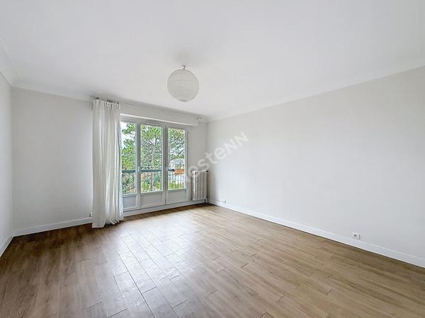 Nantes Saint-Donatien - Appartement 2 pièces, balcon, parking et cave