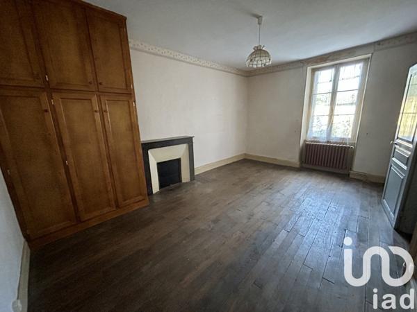 Maison de ville 4 pièces de 123 m² à Argenton-sur-Creuse (36200)