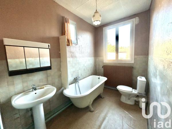 Maison de ville 4 pièces de 123 m² à Argenton-sur-Creuse (36200)