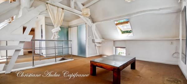 Entre Cluny et Charolles, vaste propriété de 250 m², sur terrain de 2 800   m²