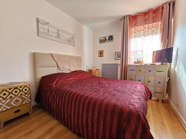 Appartement Meaux 4 pièces - 3 chambres - cellier et place de stationnement.