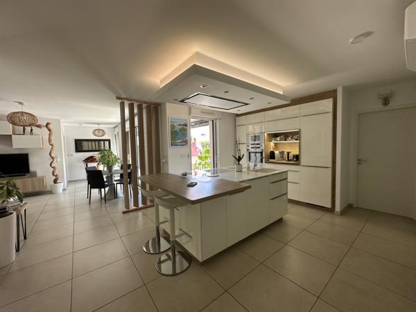 Rez de jardin 3 pièce(s) 2 chambre(s) 85 m²
