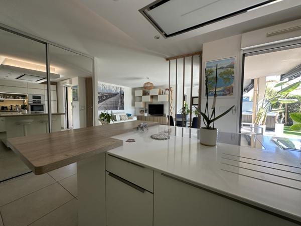 Rez de jardin 3 pièce(s) 2 chambre(s) 85 m²