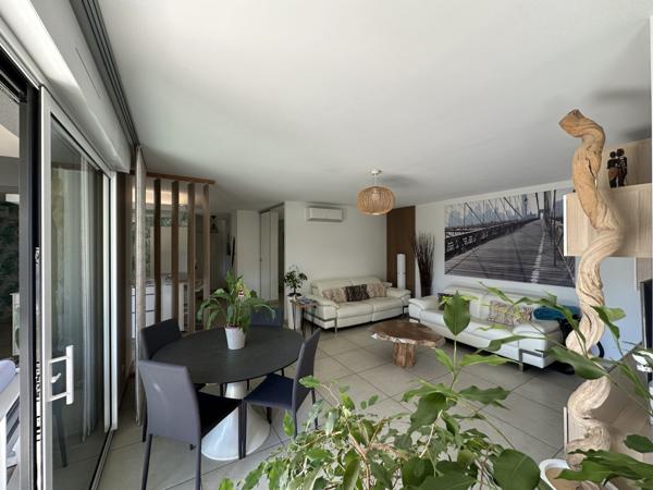 Rez de jardin 3 pièce(s) 2 chambre(s) 85 m²