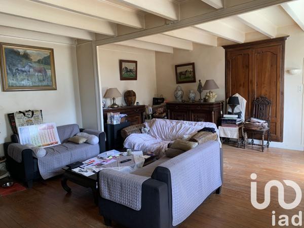 Maison 13 pièces de 280 m² à Bourg-Charente (16200)
