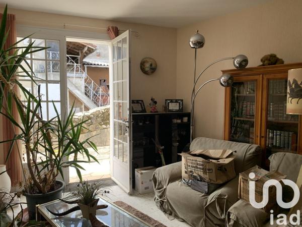 Maison 13 pièces de 280 m² à Bourg-Charente (16200)