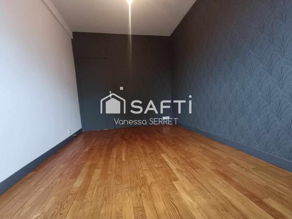 Spacieux appartement rénové avec goût au cœur de Saint-Lô (50000)