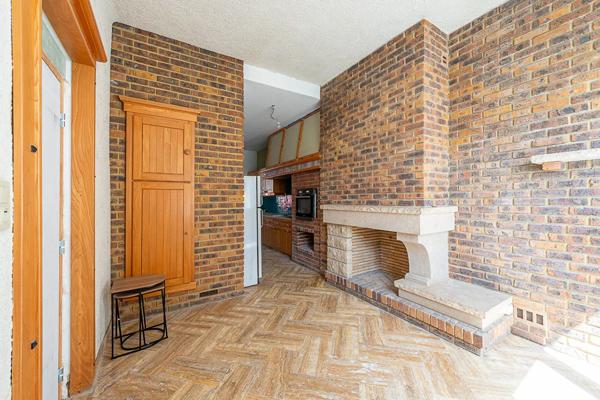 Maison à vendre 8 pièces 170m² La Capelle (02260)