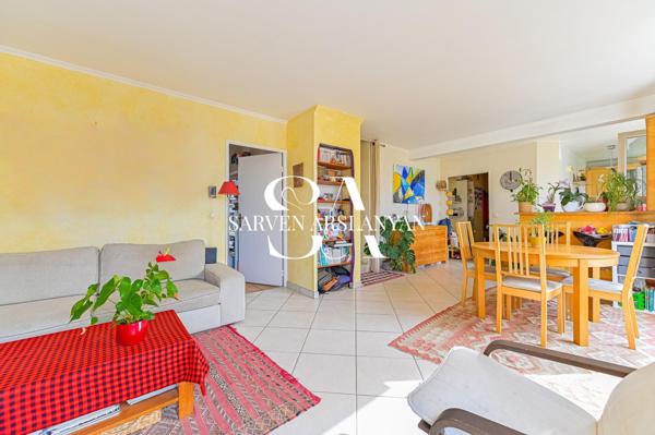 Duplex 4 pièces 110 m² au dernier étage d'une résidence récente (2003)