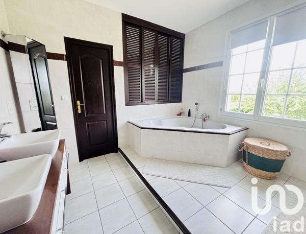 Maison à vendre 7 pièces 197 m² Évrecy