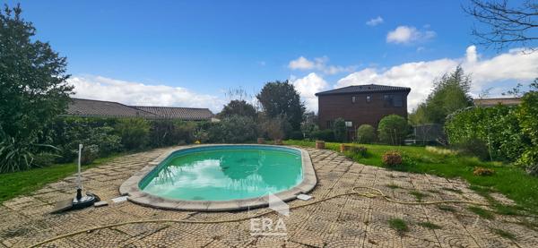 LE TAILLAN MEDOC - Terrain à bâtir en 2e ligne - 716m² - Libre de constructeur