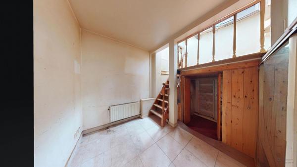 Local  Paris 42 m²