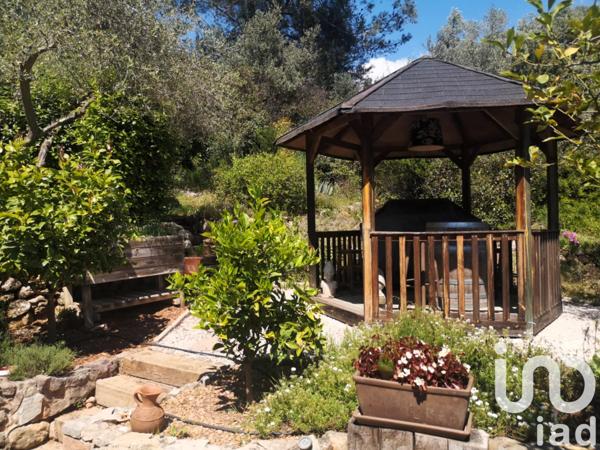 Maison à vendre 5 pièces 126 m² Cuers