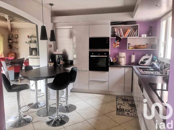 Maison à vendre 5 pièces 126 m² Cuers
