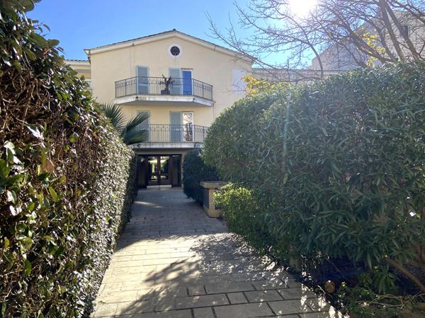 À vendre : Appartement 3 pièces à Hyères