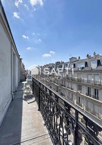 LUMINEUX 5e étage, balcon, cave et ascenseur