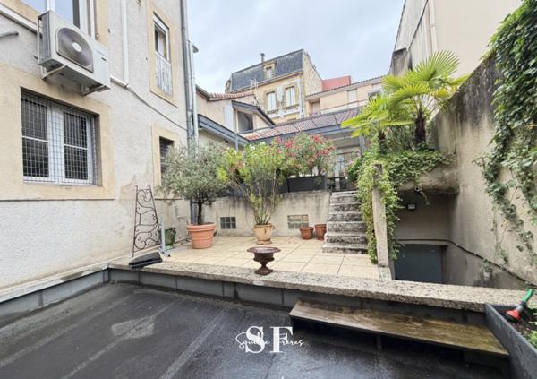 Appartement 253.9 m²