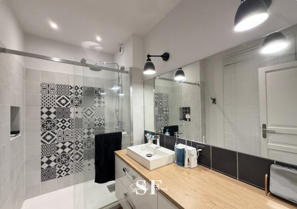 Appartement 253.9 m²