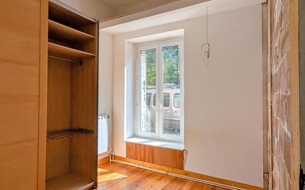 Appartement à vendre    2 pièces • 42 m2 Lyon 5