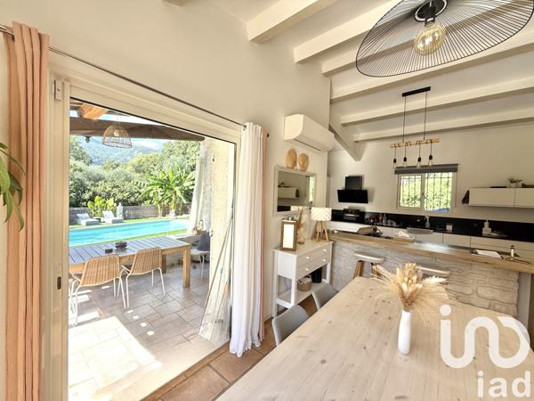 Maison à vendre 7 pièces 217 m² Tourrettes-sur-Loup