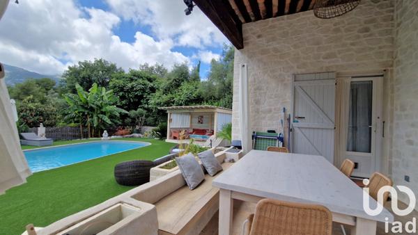 Maison à vendre 7 pièces 217 m² Tourrettes-sur-Loup