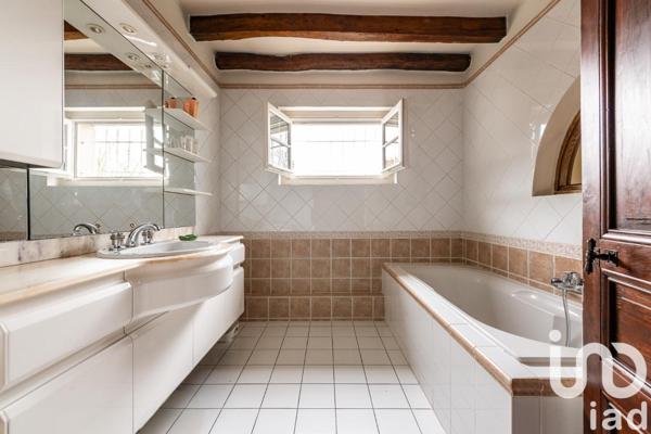 Maison à vendre 9 pièces 360 m² Fontainebleau