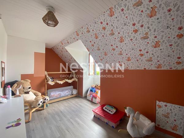 Maison familiale - grande pièce à vivre - 3 chambres - jardin clos et arboré - aucun travaux à prévoir