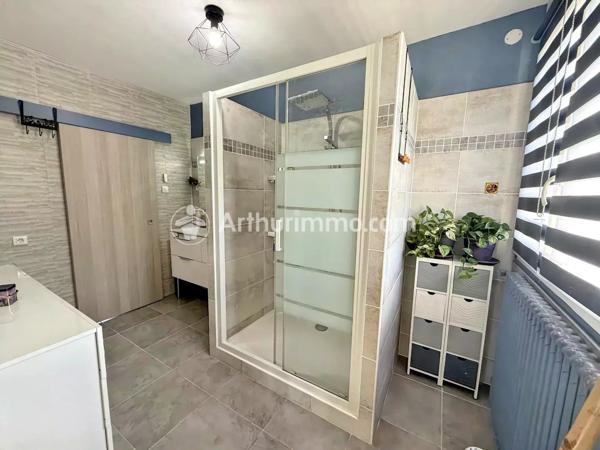 Vente Maison 4 pièces 104 m2 à Neuvic