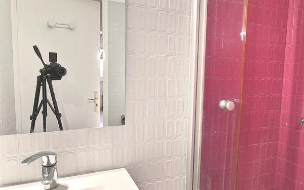 Appartement à vendre    4 pièces • 93 m2 Marseille 6