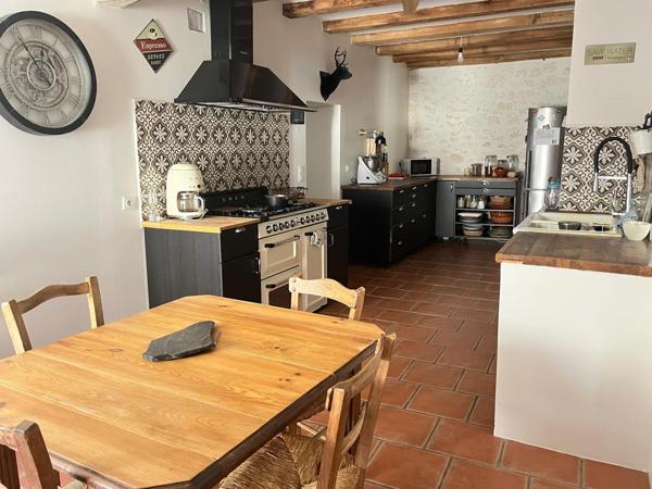 Gimont (32200) Maison en pierre 175 m² – Garage – Jardin avec puits