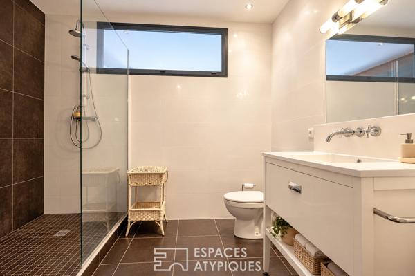 Appartement d’architecte et cour secrète au coeur de Bordeaux