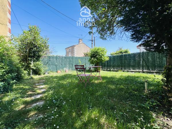 Maison
                                                                                                                                                                                                                                                                                                                        8 pièce(s)                                                                                                                                                                                                          4 chambre(s)                                                                                                                                                                                                          130.97  m²