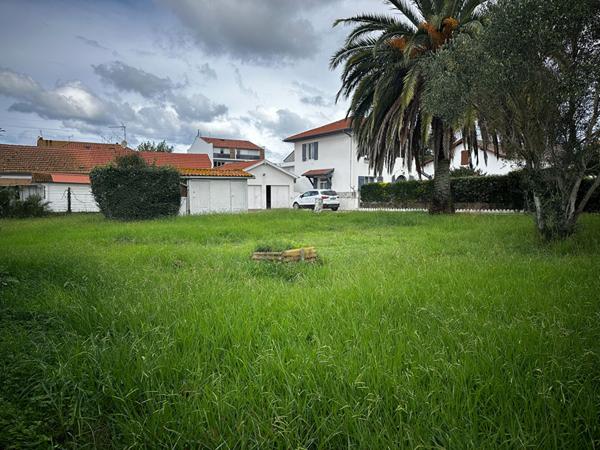 Terrain à construire  460m² sur Boucau