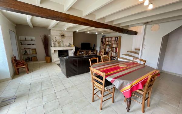 Maison à vendre    4 pièces •  Beauvoir-sur-Niort
