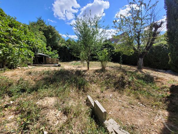 Maison Mantes La Ville de 3 chambres 104 m² et 513m² de terrain