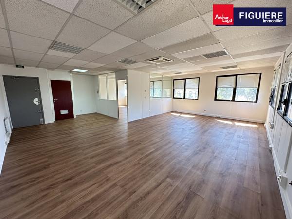 BUREAUX A LOUER AVEC PARKING AIX OUEST