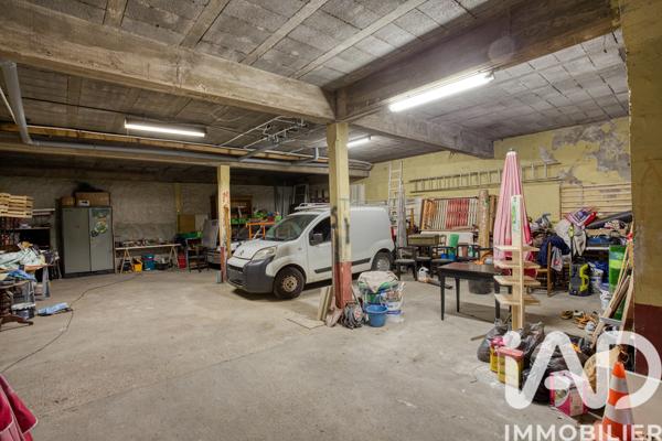 Maison à vendre 8 pièces 216 m² Sarlat-la-Canéda
