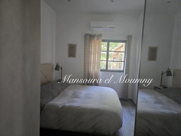 MAGNIFIQUE LONGERES DE CARACTERES AVEC GITES