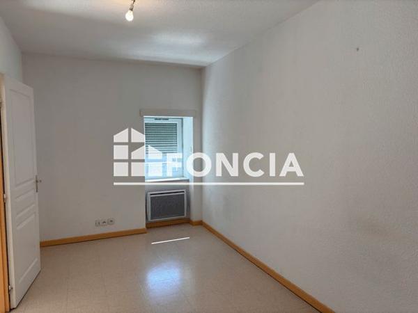 Location Appartement 2 pièces 46.36 m² - 32 GRANDE RUE Belley 01300