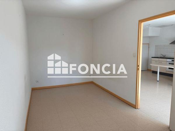 Location Appartement 2 pièces 46.36 m² - 32 GRANDE RUE Belley 01300