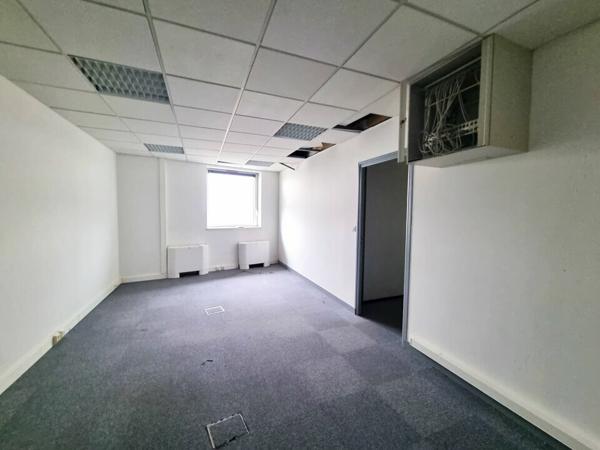 GRAND POITIERS FUTUROSCOPE - 130M² DE BUREAUX A VENDRE