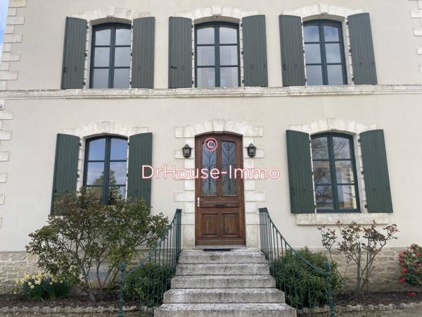 Maison à vendre 12 pièces de 390 m²