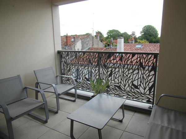 T2 CENTRE LA ROCHELLE TERRASSE PARKING