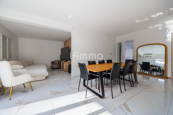 Carnoux en Provence / Maison rénovée/ Terrain / Piscine