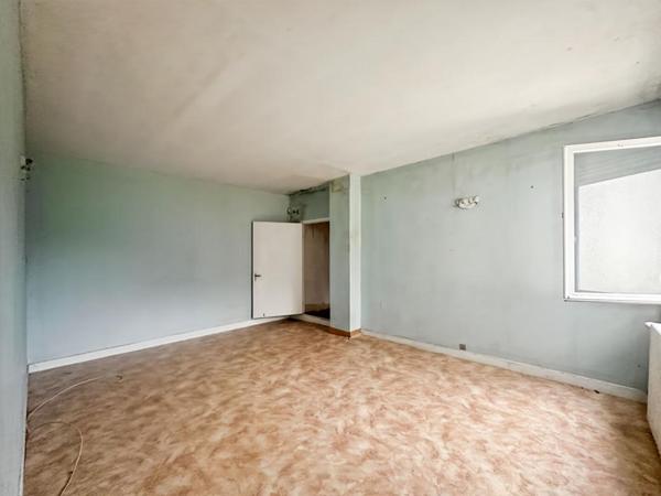 Maison Maubert Fontaine 5 pièce(s) 132 m2